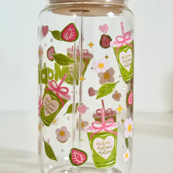 Hovedbilde DRIKKEGLASS MED LOKK OG SUGERØR – Matcha Girly ...