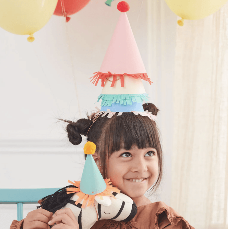 PARTYHATTER – Dyreparade med pomponger og frynser – 8-pk – Meri Meri