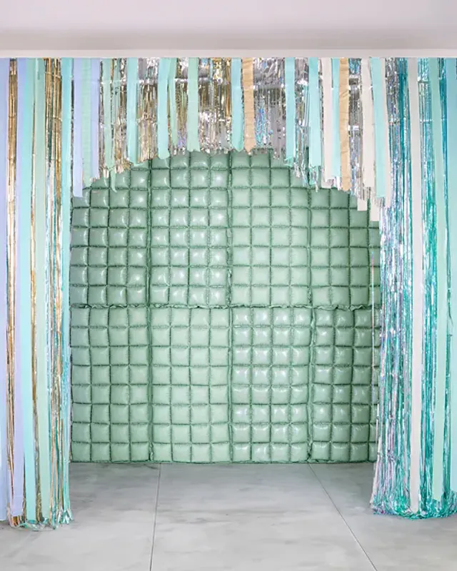 FOLIEBALLONG – Bakgrunnsforheng salviegrønn – PartyDeco