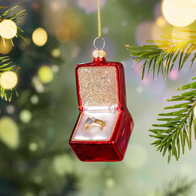 Hovedbilde JULETREPYNT – Ring i en eske – Sass & Belle