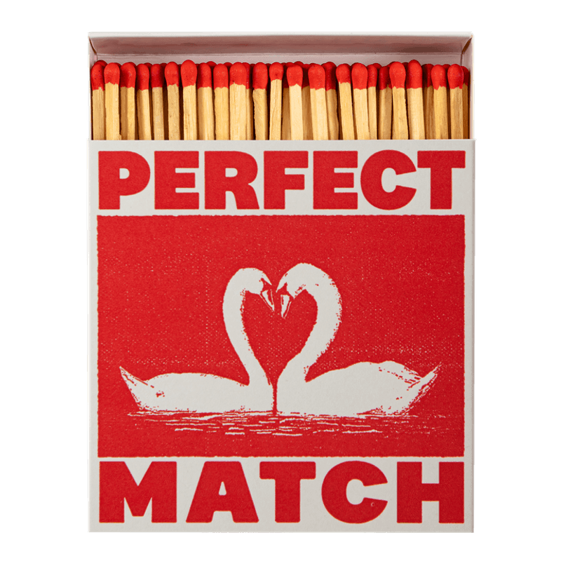 FYRSTIKKER – Perfect Match svaner – Archivist