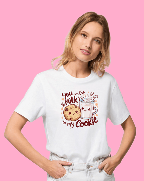Hovedbilde T-SKJORTE – Milk to My Cookie – Festligetrykk