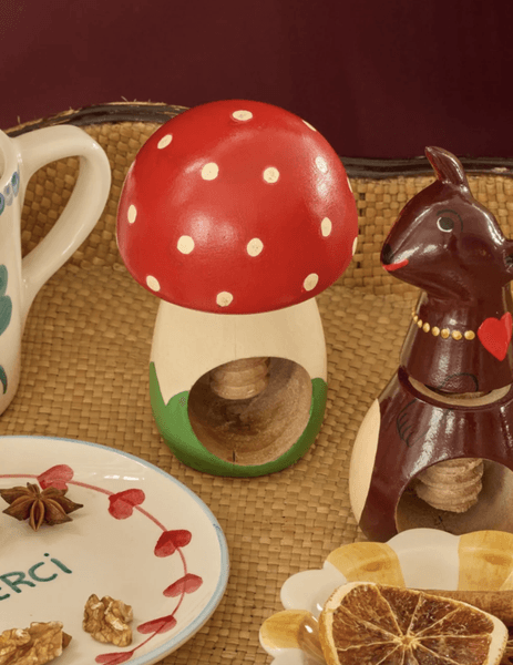 Hovedbilde NØTTEKNEKKER – Sopp – Rice