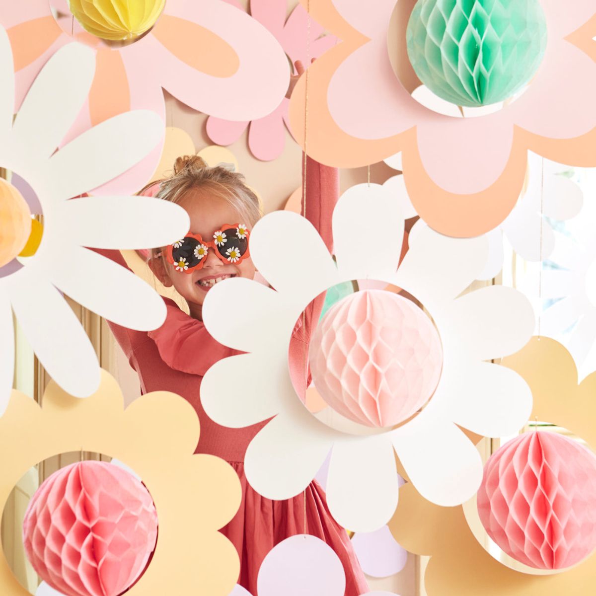 OPPHENG – Fargerike blomster med honeycomb – 7-pk – Meri Meri