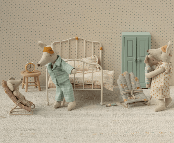 Hovedbilde VIPPESTOL TIL MY-KANIN OG BABYMUS – Rosa med blomster ...