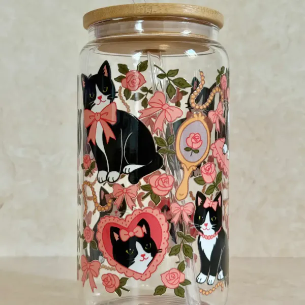 Hovedbilde DRIKKEGLASS MED LOKK OG SUGERØR – Katter & Roser ...