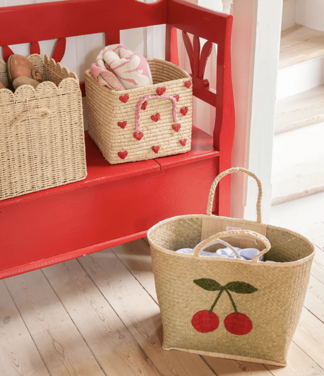 STOR RAFFIAVESKE – Kirsebærmotiv – Rice