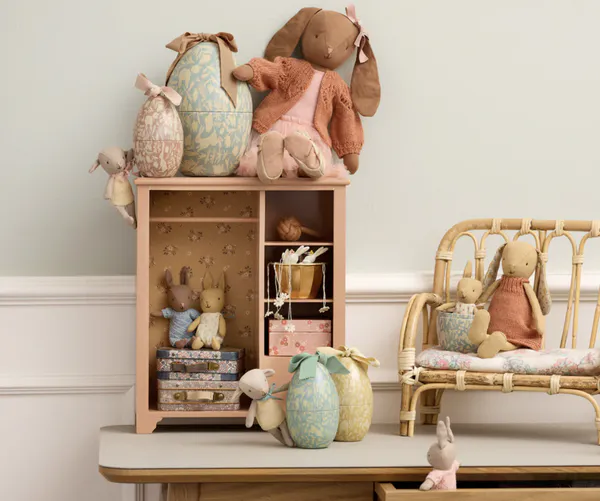 Hovedbilde LAM – I lite metalleegg med sløyfe – Powder ...